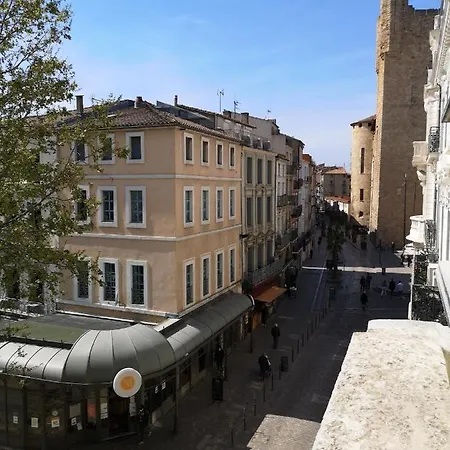 アパート De 105m2, Balcon Sur Cours De La Republique ナルボンヌ